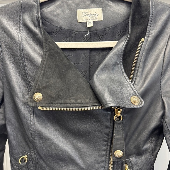 Temperly London Black Leather Moto Jacket - Picture 8 of 16